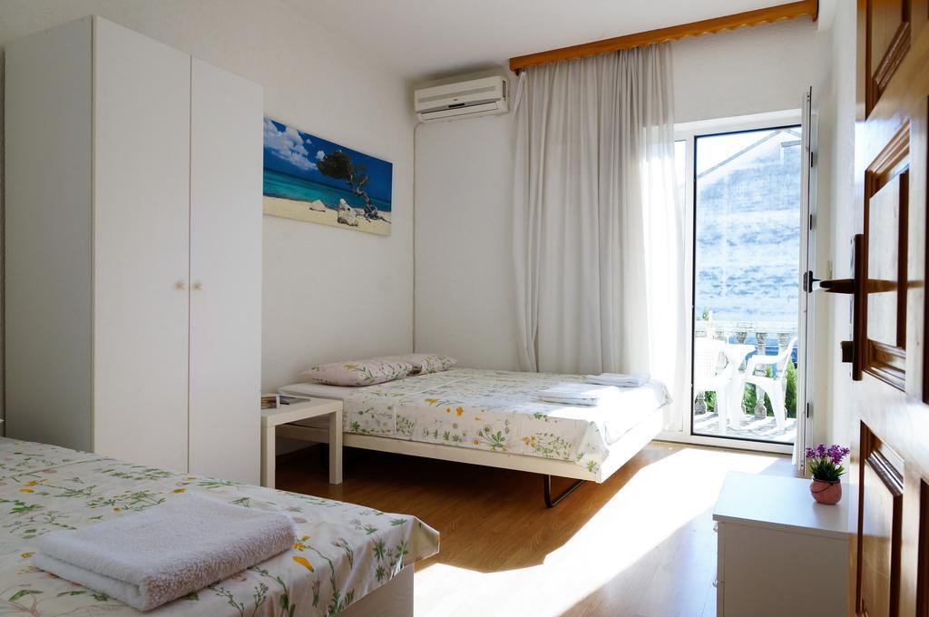 Guest House Heart Of Budva Ngoại thất bức ảnh